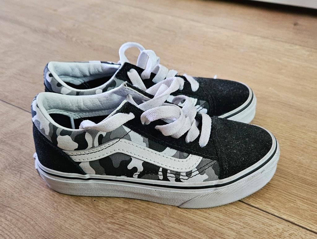 Vans "off the wall" maat 30, 1x gedragen, Ophalen of Verzenden, Zo goed als nieuw, Jongetje of Meisje, Schoentjes
