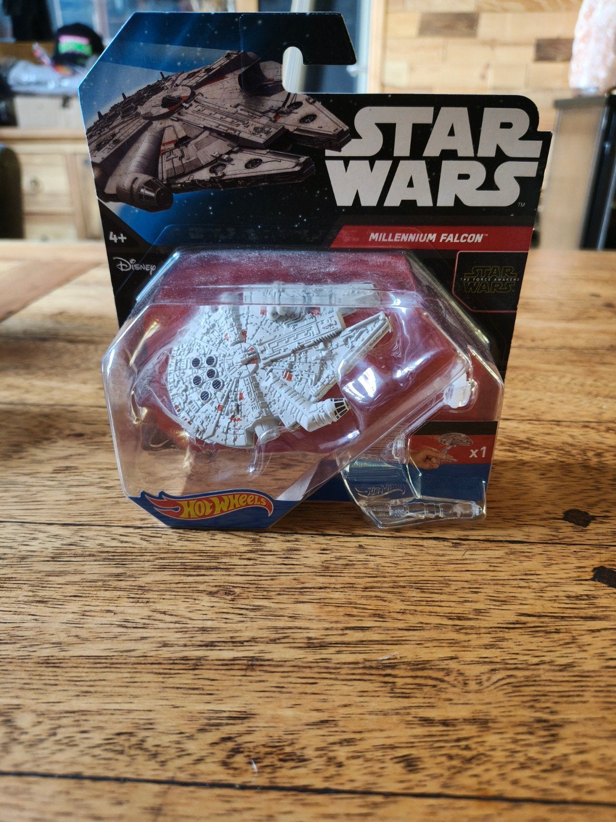 Star Wars Millennium Falcon Hot Wheels Schip Nieuw, Verzamelen, Ophalen of Verzenden, Nieuw, Actiefiguurtje