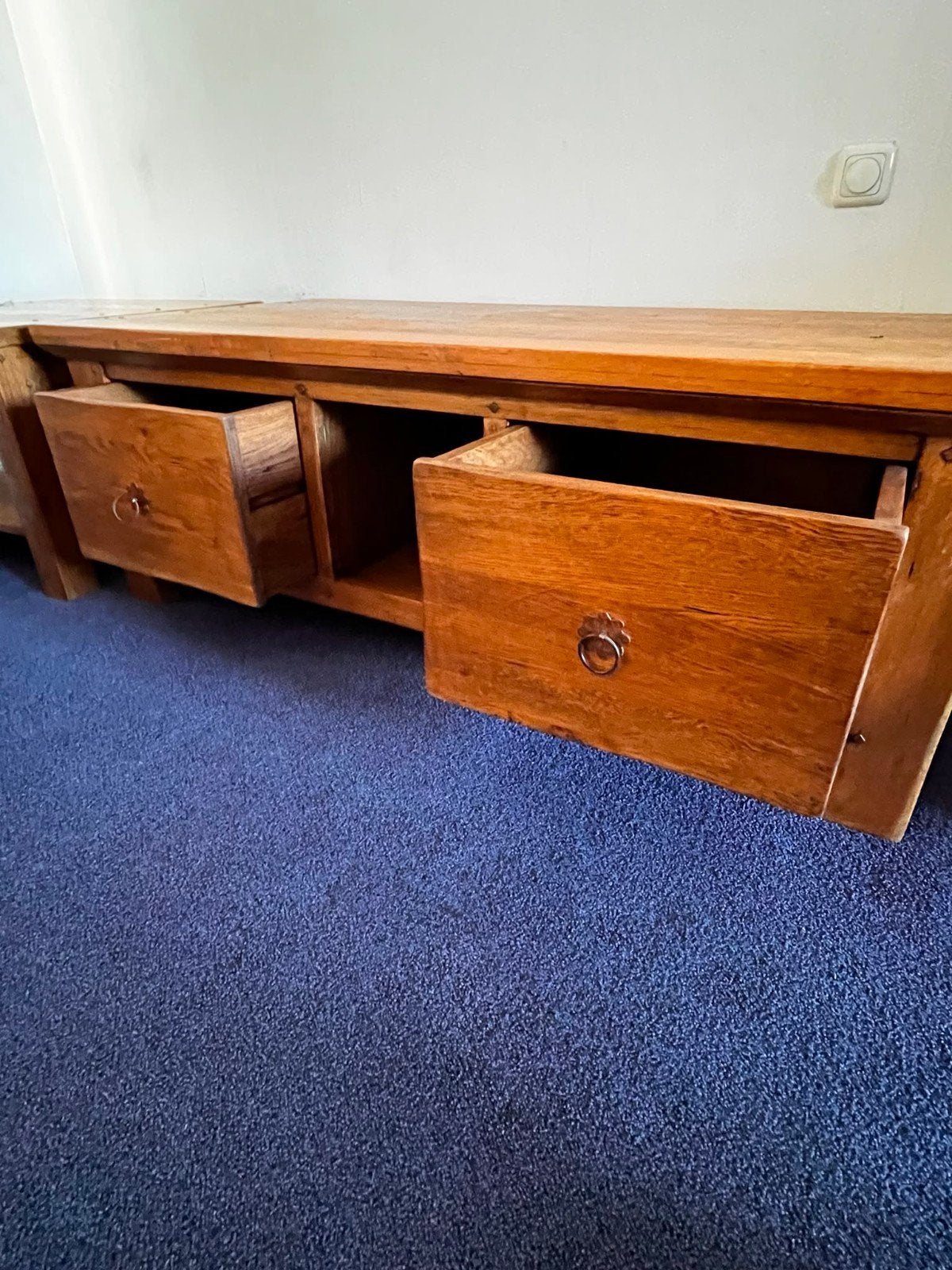 Massief eiken salontafel met lades, Antiek en Kunst, Ophalen