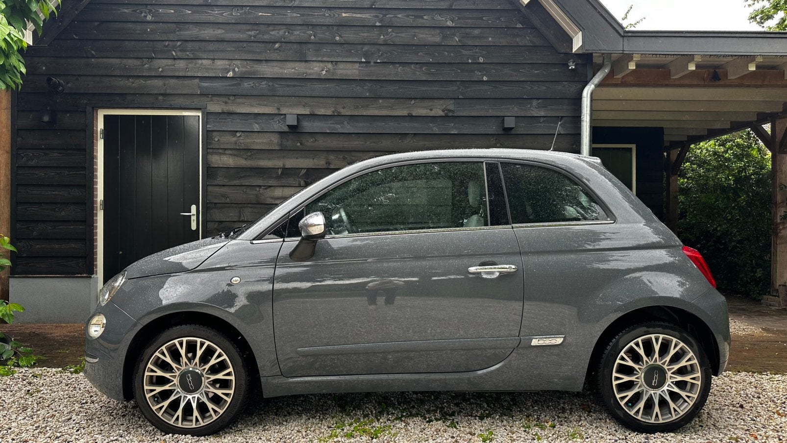 Fiat 500 1.2 69pk 2020 Grijs panoramadak,digitaal Dashboard, Voorwielaandrijving, 40 €/maand, 4 cilinders, 4 stoelen
