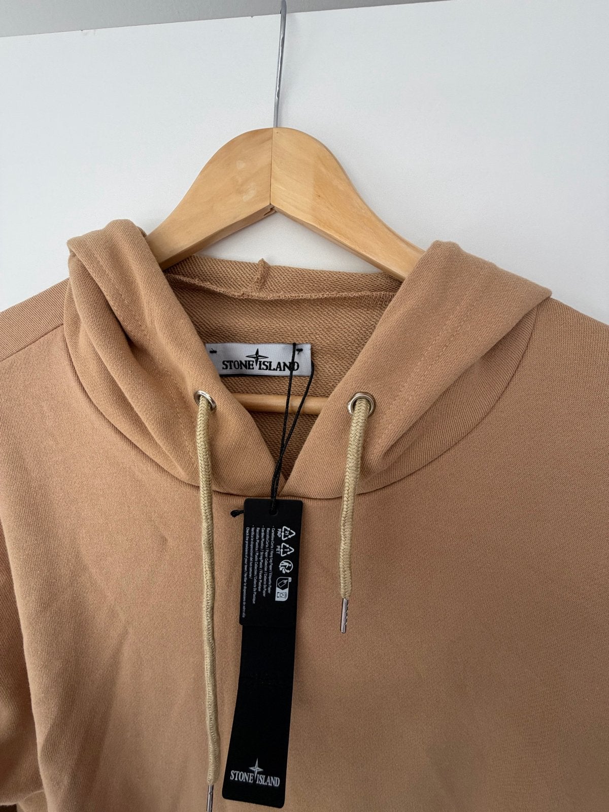 Stone Island Hoodie - Nieuw met labels, Ophalen of Verzenden, Nieuw, Maat 52/54 (L), Beige
