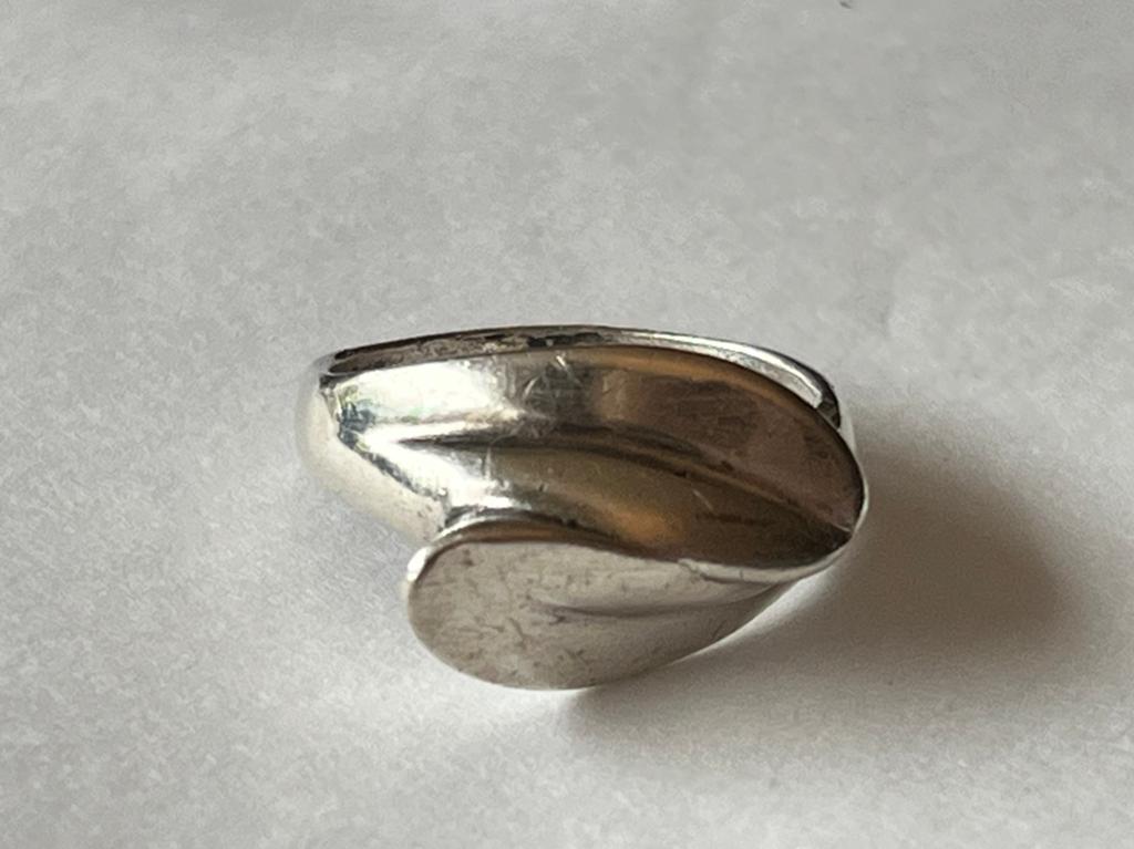 Zilveren ring Scandinavische stijl, Verzenden, Zo goed als nieuw, 17 tot 18, Dame