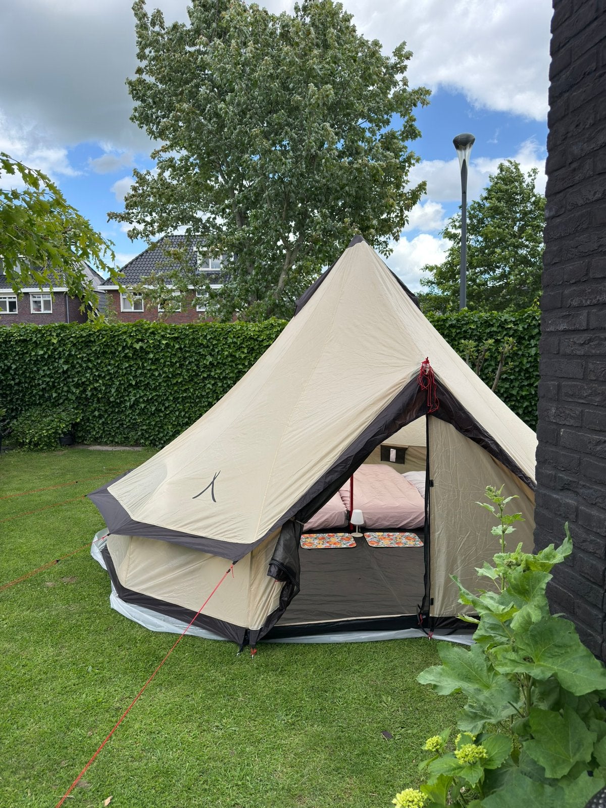Te Huur: Tipi tent, Ophalen, Zo goed als nieuw, Tot en met 6
