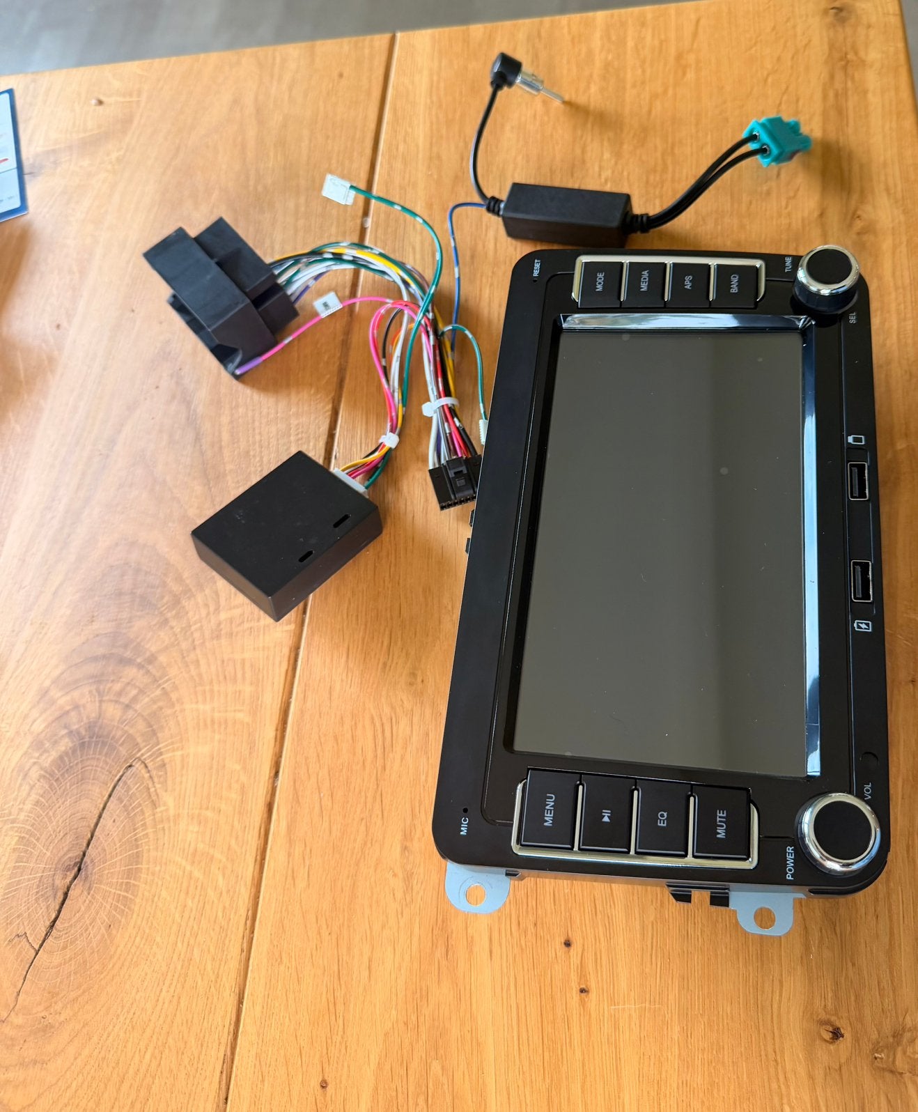 VW Polo 6R 7” CarPlay Scherm Draadloos Apple & Android Auto, Auto diversen, Autoradio's, Ophalen of Verzenden, Zo goed als nieuw
