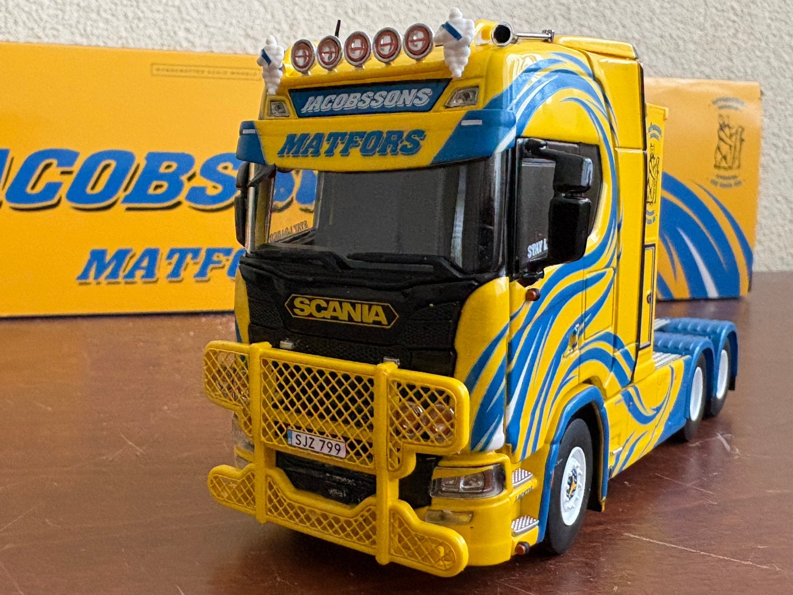Scania s high roof jacobssons matfors, Hobby en Vrije tijd, Modelauto's | 1:50, Ophalen of Verzenden, Nieuw, Bus of Vrachtwagen