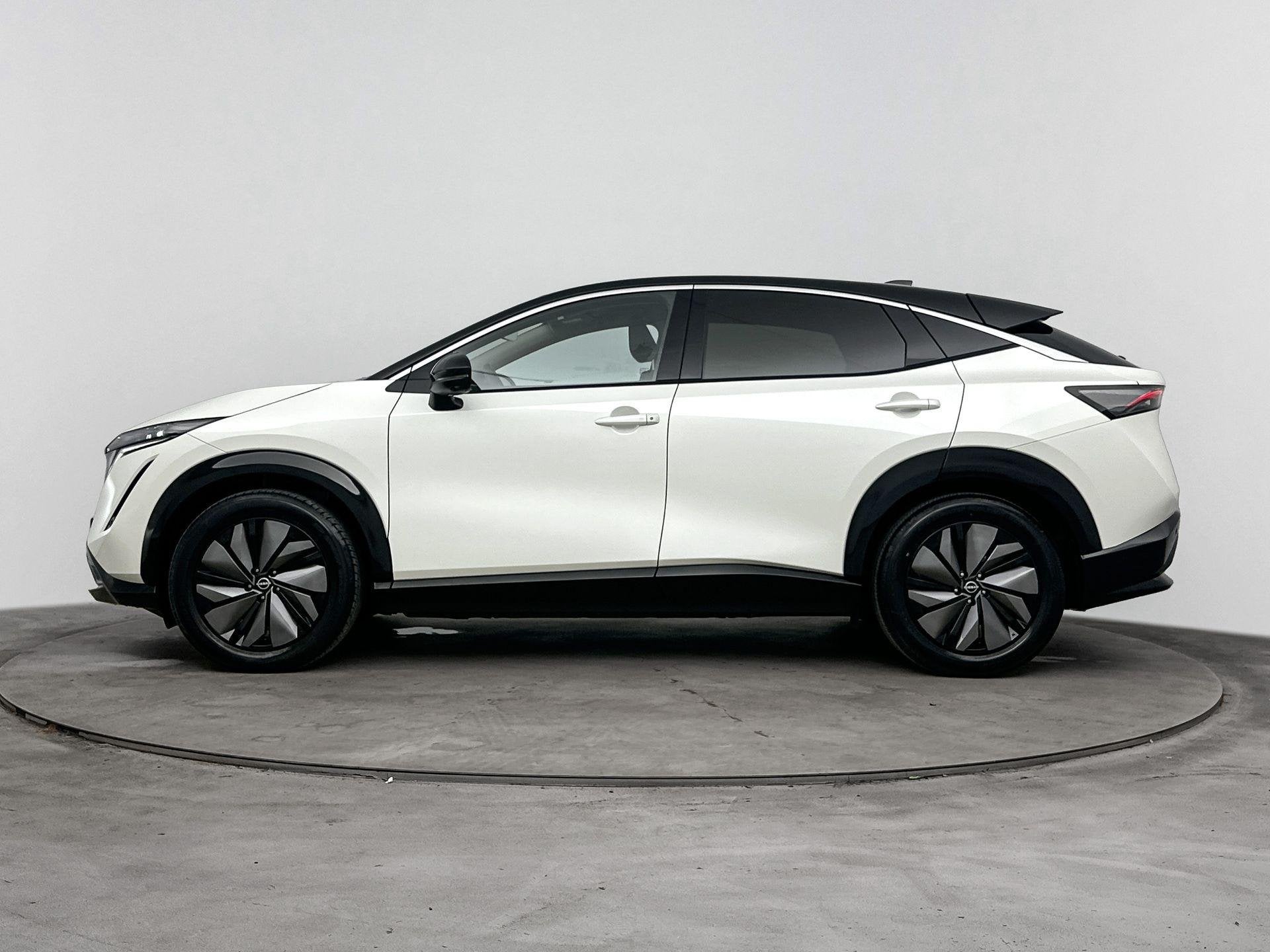 Nissan Ariya Advance 66 kWh 218PK | Navigatie | Adaptieve Cr, Auto's, Dealer onderhouden, Gebruikt, 750 kg, Leder en Stof