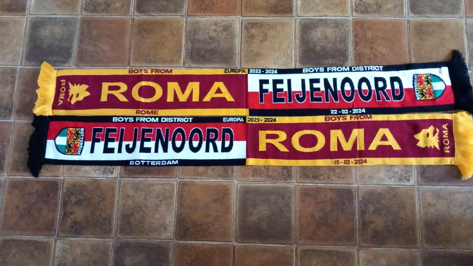 Feyenoord - Roma sjaal feb 2024,
nieuw, Verzenden, Nieuw, Feyenoord, Vaantje of Sjaal