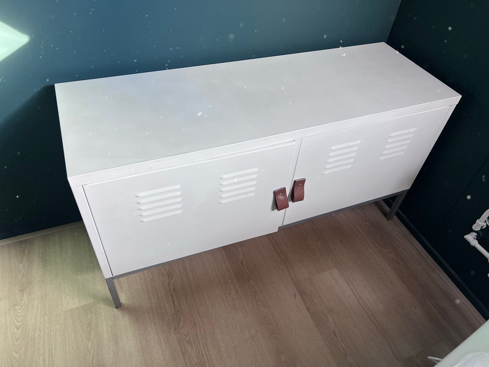 Ikea PS Locker Kast - Wit met Leren Handgrepen, Ophalen, Gebruikt