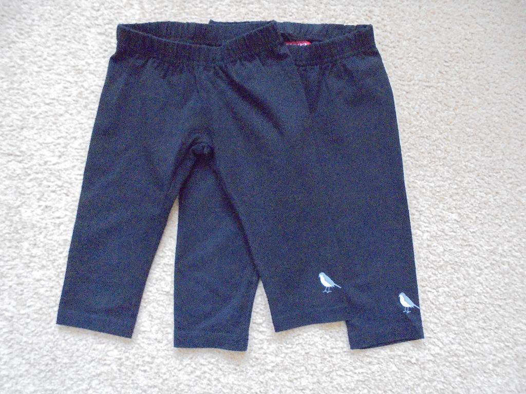2 stuks zwarte 3/4 legging, Kinderen en Baby's, Kinderkleding | Maat 104, Broek, Meisje, Love station 22, Ophalen of Verzenden