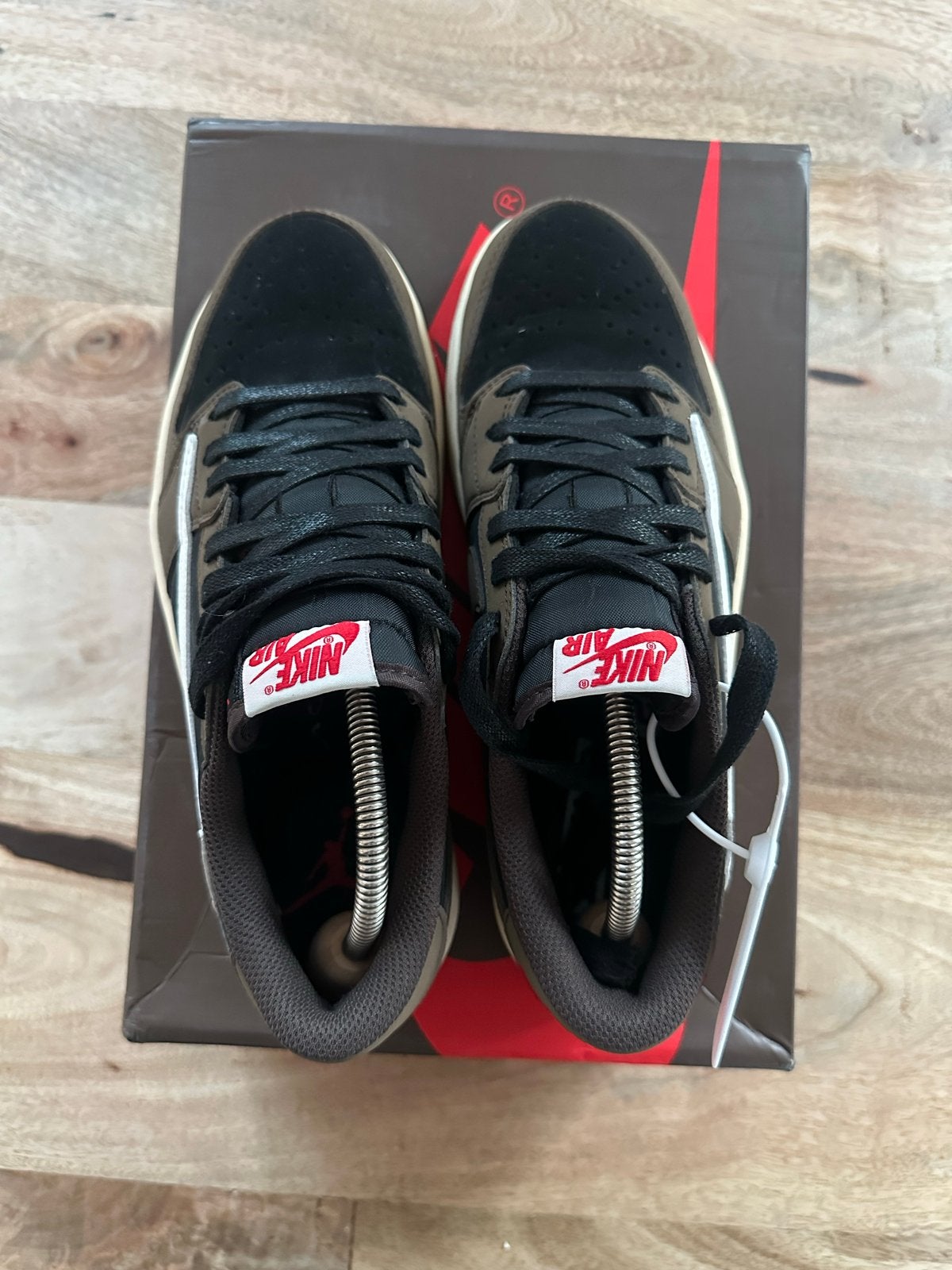 Nike Air Jordan 1 Low SP-T Travis Scott Dark Mocha maat 41, Kleding | Heren, Schoenen, Ophalen of Verzenden, Nieuw, Bruin, Sneakers of Gympen