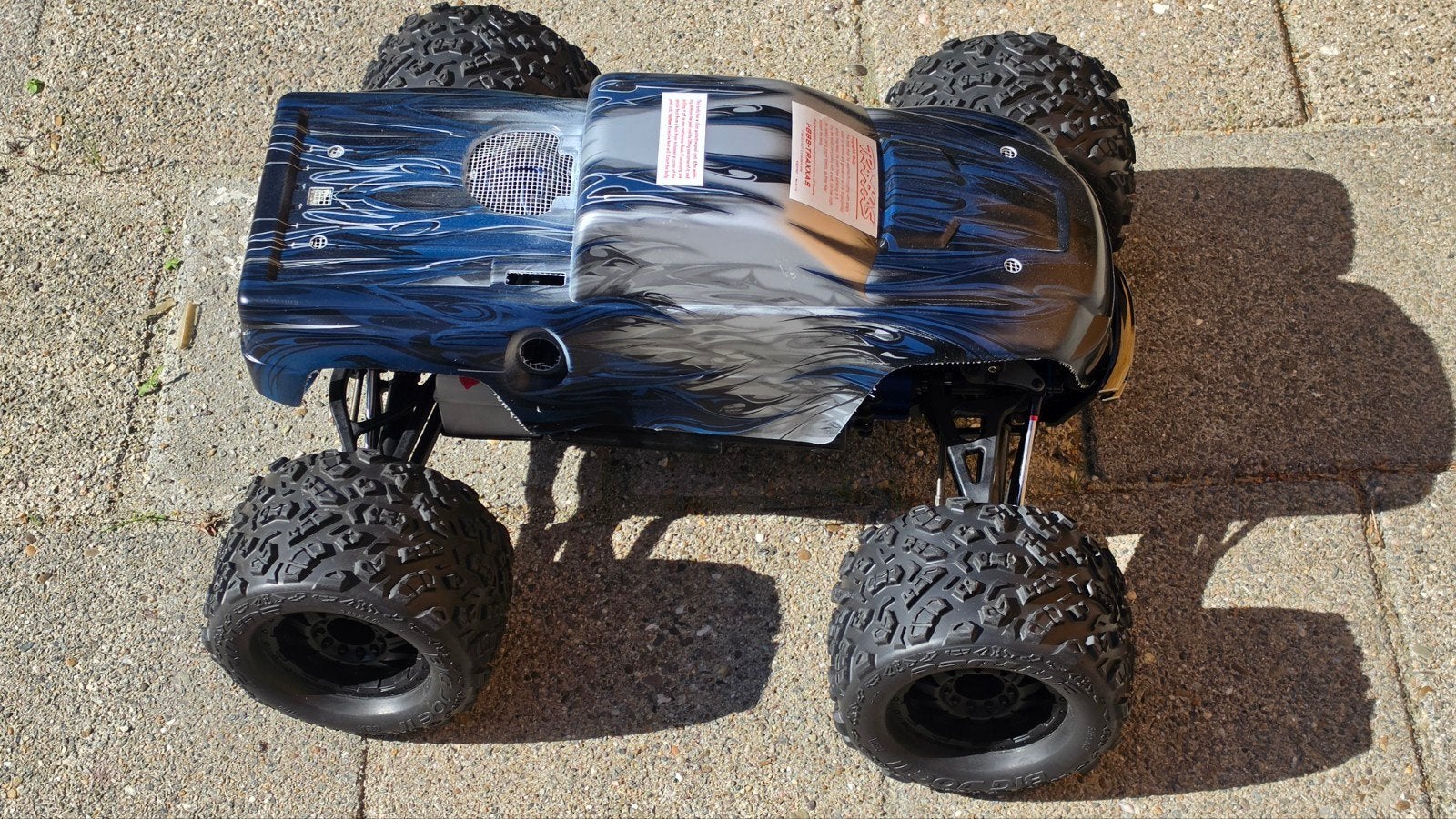 Traxxas Revo 3.3, Ophalen, Auto offroad, Zo goed als nieuw, Nitro