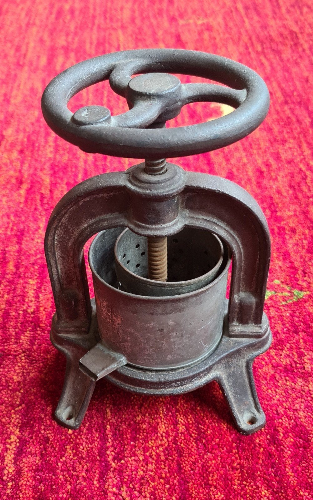 Antieke Vruchtenpers - Gietijzeren Handpers, Ophalen of Verzenden
