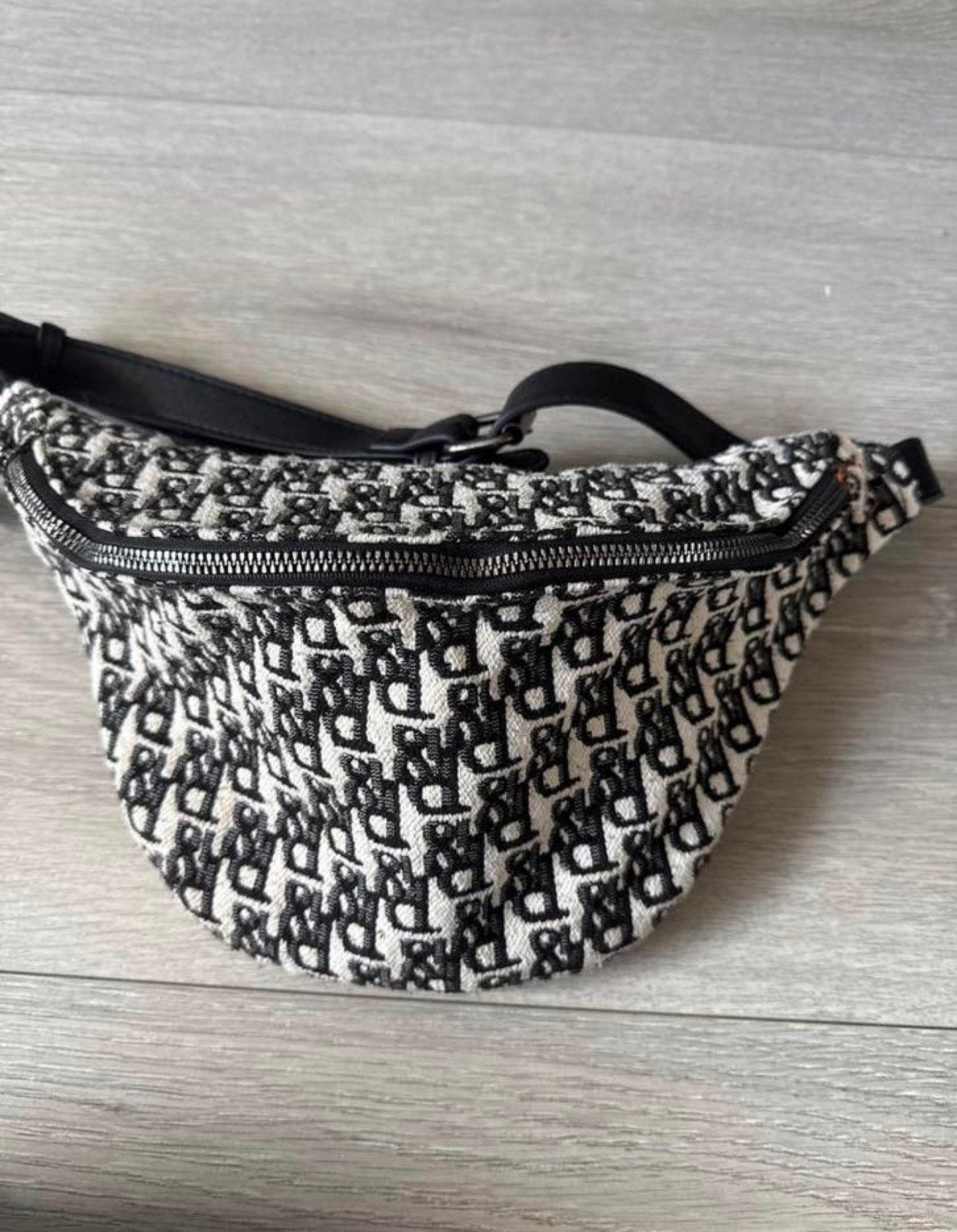 Stijlvolle heuptas - past bij elke outfit!, Ophalen, Gebruikt, Zwart, Overige typen