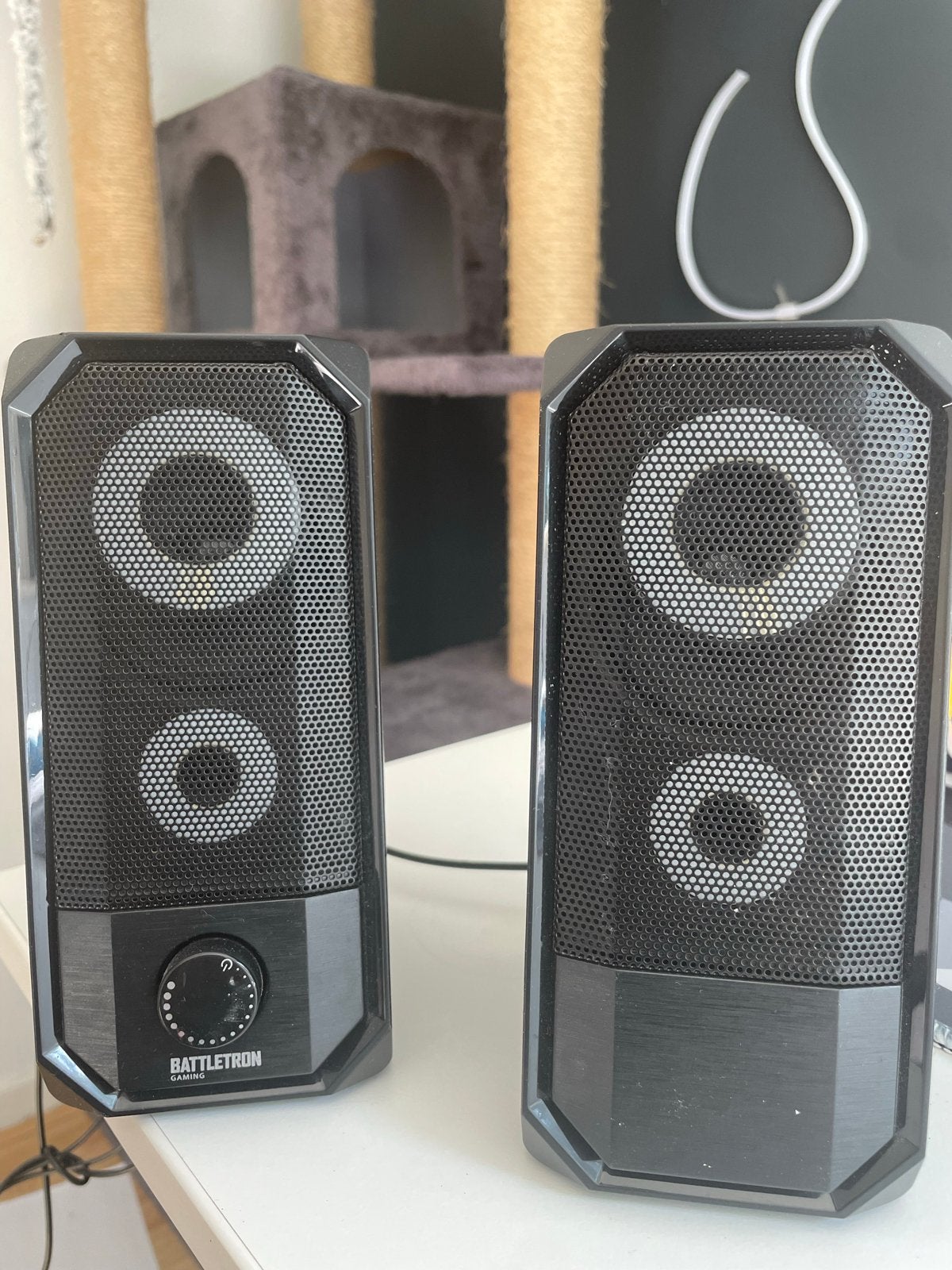 Battletron 2.0 Luidsprekerset - Compact en Krachtig, Ophalen of Verzenden, Zo goed als nieuw, Audiokanaal 2