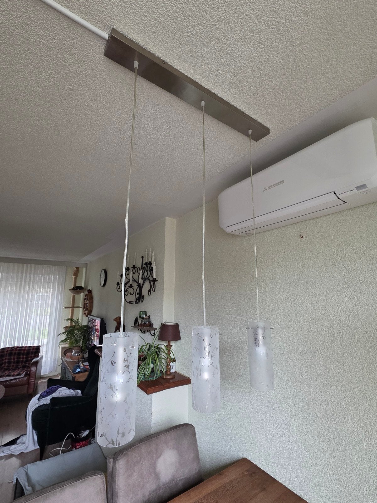 Hanglamp met sierlijk patroon, Huis en Inrichting, Ophalen, Gebruikt, E27 (groot), Glas