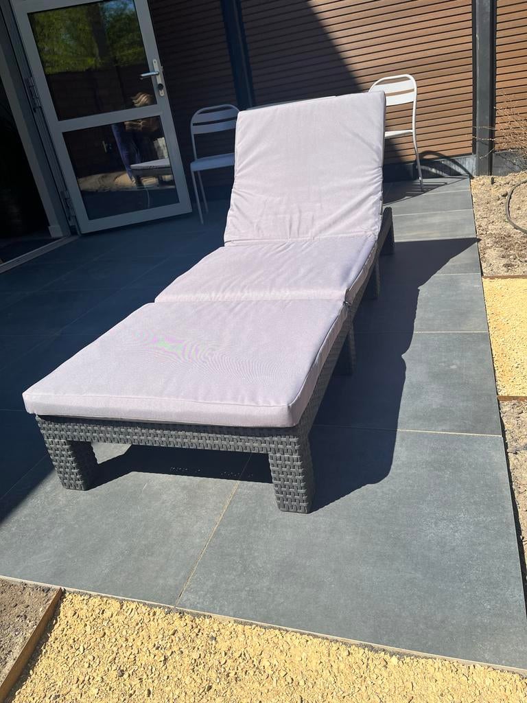2 stuks Allibert ligbedden Daytona 195x65x21 cm met kussens, Ophalen, Gebruikt, Kunststof, Verstelbaar