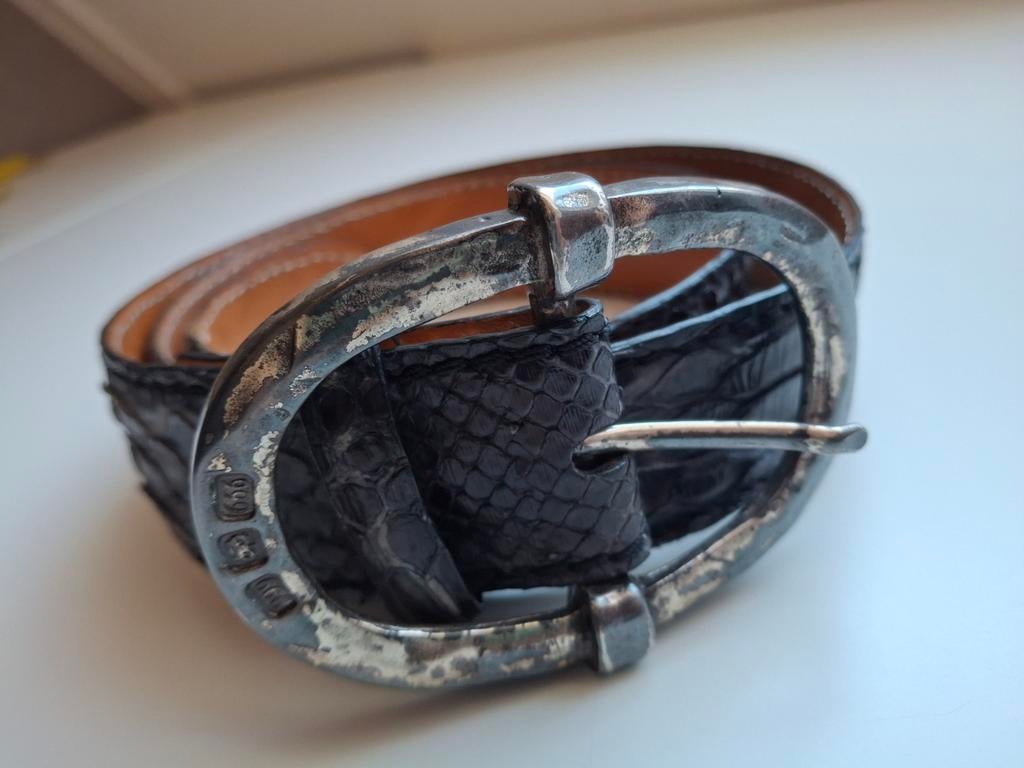 Zwarte riem met zilverkleurige gesp, 3 tot 5 cm, 90 tot 100 cm, Heupriem, Ophalen of Verzenden