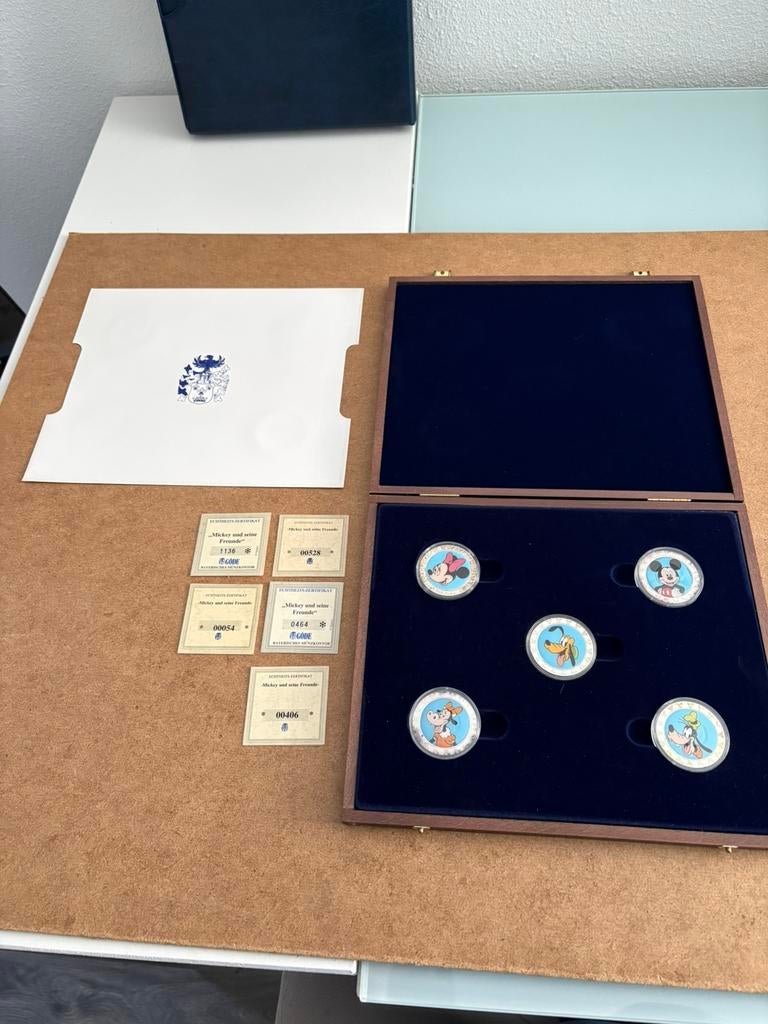 Set Disney verzamel munten, Ophalen of Verzenden, Buitenland, Munten
