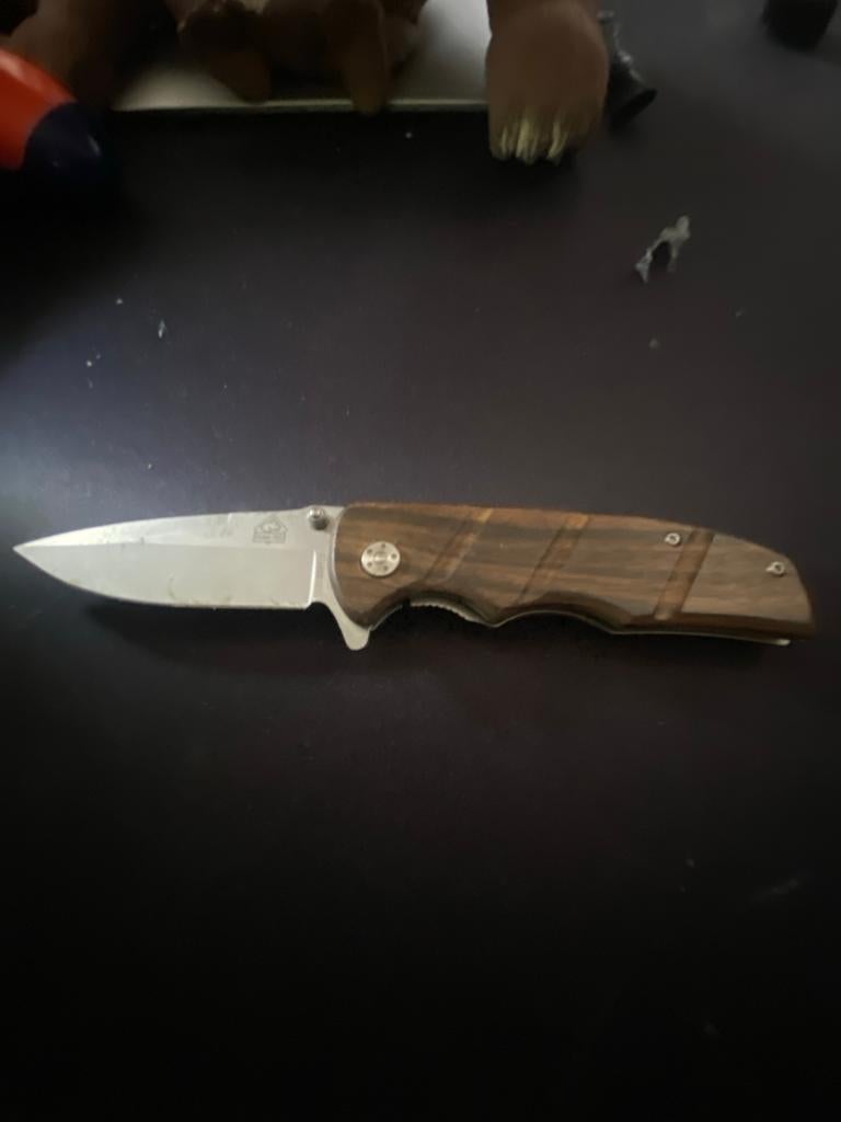 Puma Tec zakmes met houten handvat, Verzenden