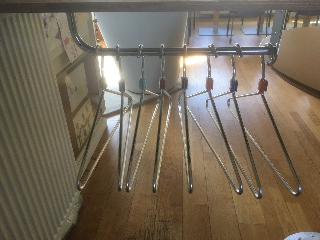 rvs wandkapstok met aluminium kleerhangers, Wandkapstok, Ophalen of Verzenden, Zo goed als nieuw, Minder dan 100 cm