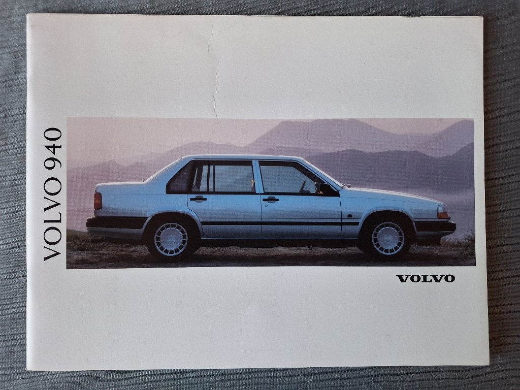 Brochure VOLVO 940 - 1991 Engels, Boeken, Verzenden, Gelezen, Volvo