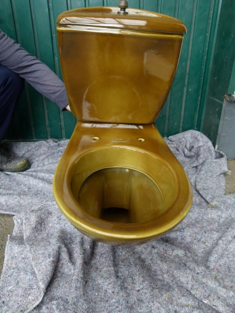 vintage wc hangmodel Villeroy Boch 1979, Doe-het-zelf en Verbouw, Sanitair, Ophalen, Zo goed als nieuw, Steen, Toilet