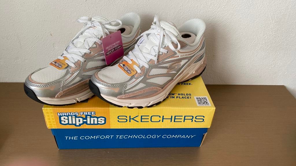 Nieuw! Prachtige skechers slip-ins sneakers. Maat 38, Kleding | Dames, Schoenen, Ophalen of Verzenden, Nieuw, Sneakers of Gympen