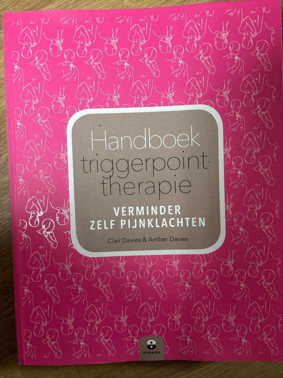 Handboek triggerpoint therapie - Verminder zelf pijnklachten, Ophalen of Verzenden, Zo goed als nieuw, Kruiden en Alternatief