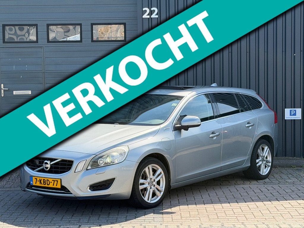 Volvo V60 2.4 D6 AWD Plug-In Hybrid Summum|Opendak|Cam|Leder, Auto's, Volvo, Automaat, Euro 5, 1848 kg, Vierwielaandrijving
