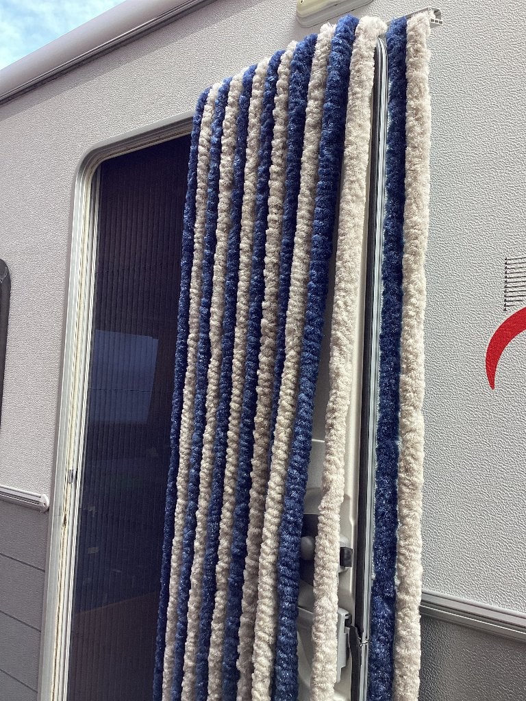 Vliegengordijn caravan, Ophalen, Zo goed als nieuw