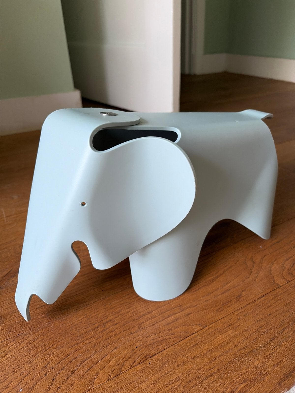 Vitra Eames Small Elephant - lichtblauw - goede staat, Ophalen of Verzenden, Object, Blauw, Kunststof