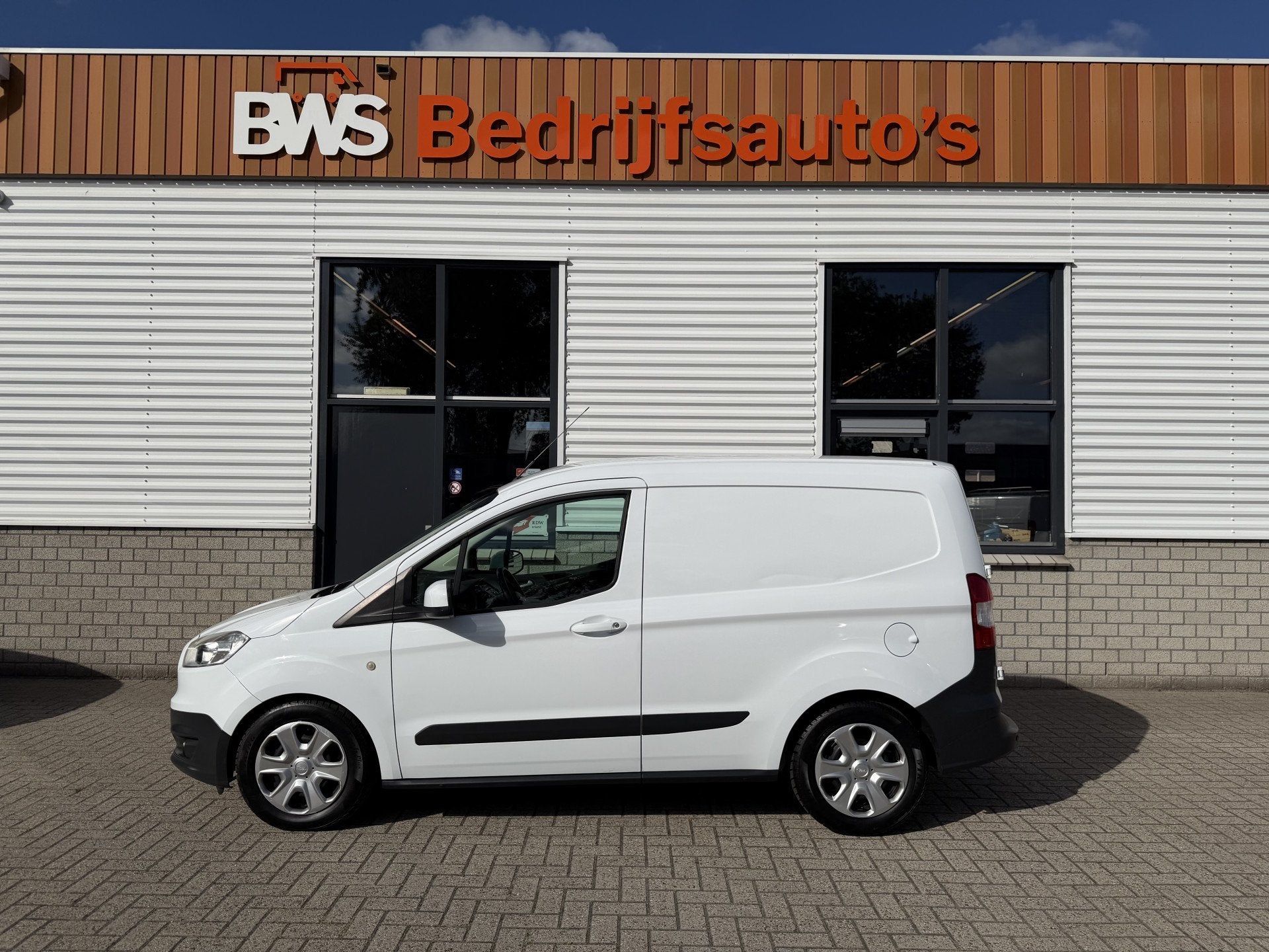Ford Transit Courier 1.5 TDCI Trend / vaste prijs rijklaar, Auto's, Euro 5, Stof, Huisgarantie, 4 cilinders