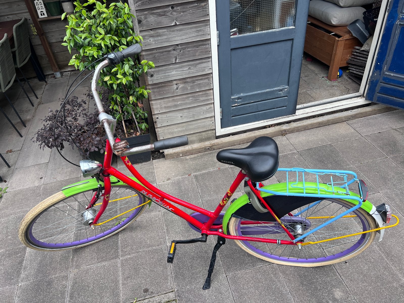 Opvallende kinderfiets met versnellingen en slot, Ophalen, Velgrem, Handrem, Gebruikt
