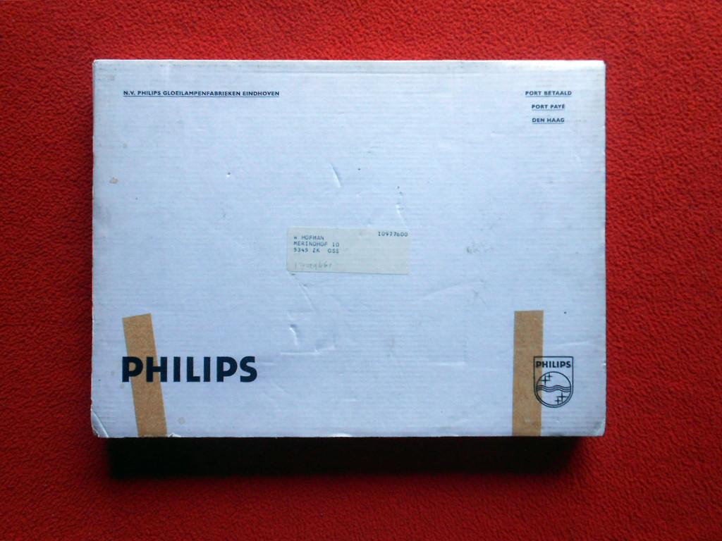 Philips Honderd (in originele verpakking, boek nog ingeseald, Ophalen of Verzenden, Zo goed als nieuw
