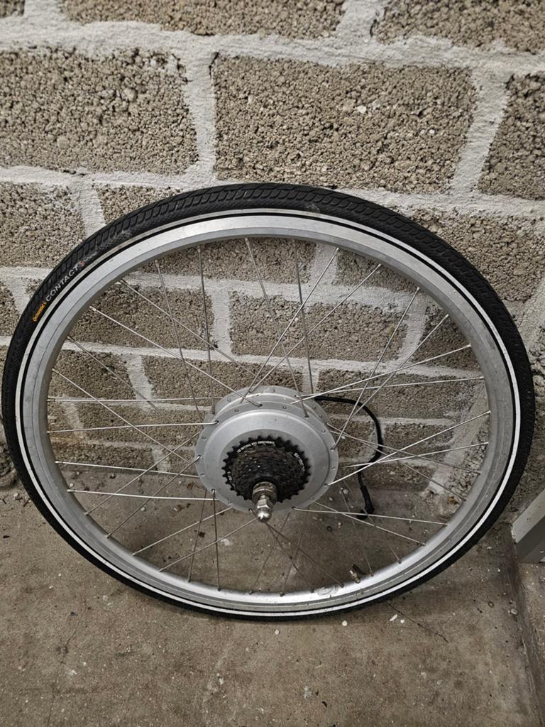 Sparta, Batavus, Koga Achterwiel Motor 28 inch 24v, Fietsen en Brommers, Sparta/Batavus/Koga, Zo goed als nieuw, Motor, Ophalen