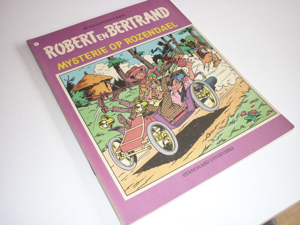 Robert en Bertrand: 1 - Mysterie op Rozendael  (1e druk), Eén stripboek, Ophalen of Verzenden, Gelezen