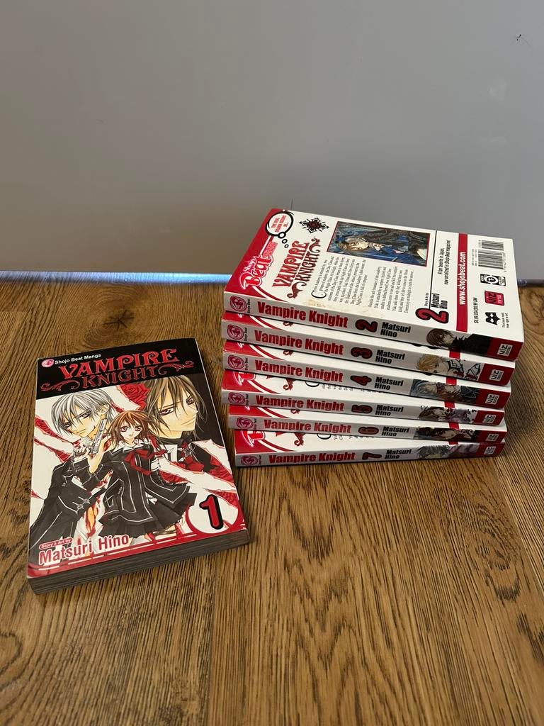 Vampire Knight volume 1-7, Meerdere comics, Ophalen of Verzenden, Gelezen, Japan (Manga)