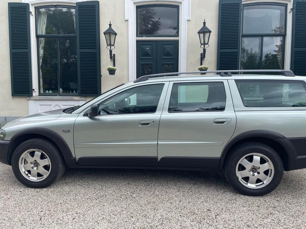 Volvo XC70