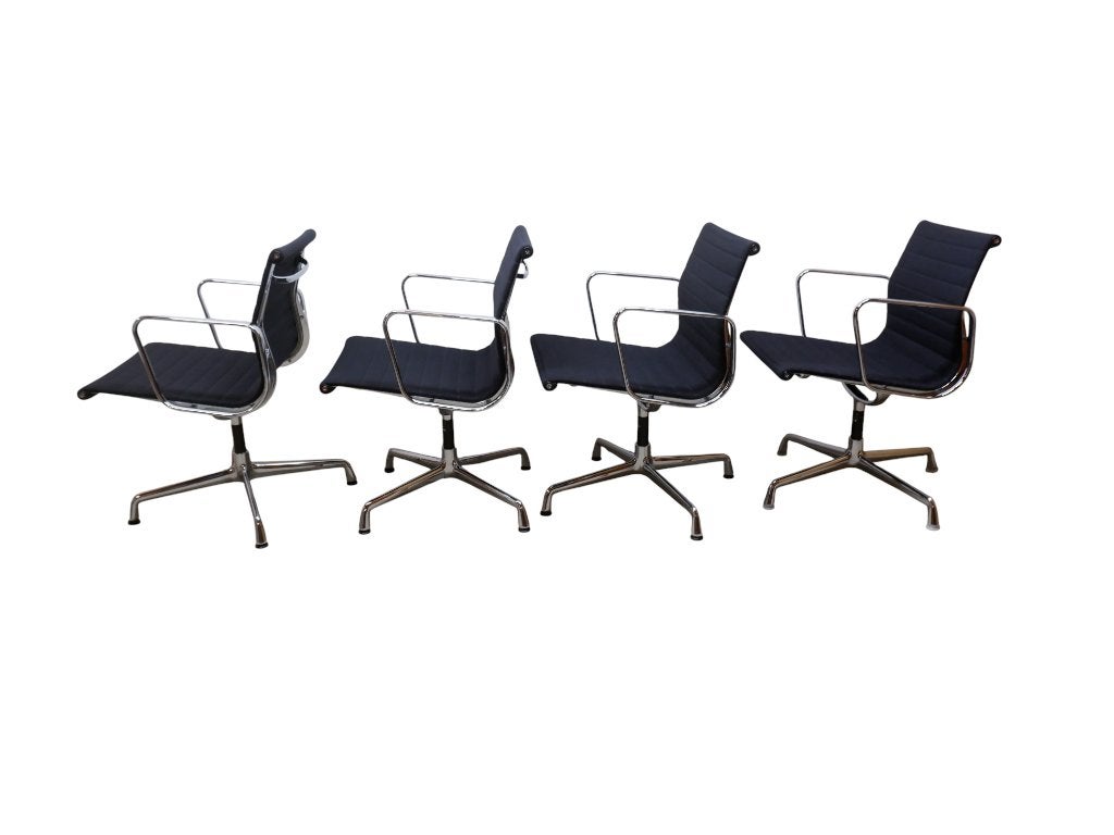 Set van 4 Vitra EA 108 stoelen, zwart hopsak, Ophalen, Gebruikt, Zwart, Rijksstraatweg 37 Wilp