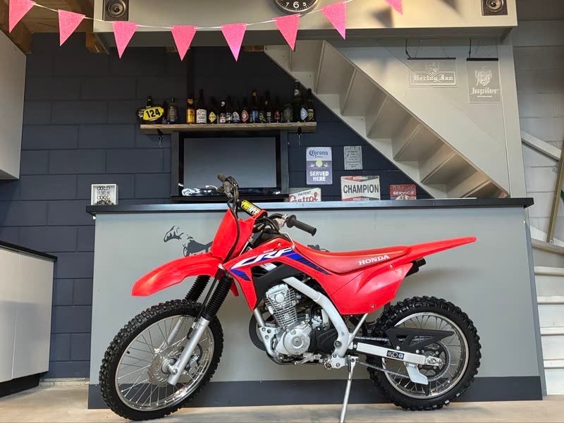 Honda crf 125f, Ophalen of Verzenden, Zo goed als nieuw