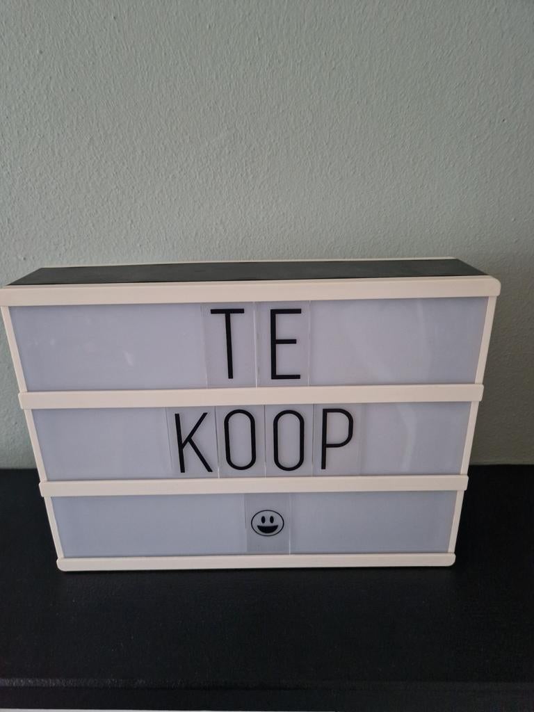 Tekstbord / Lightbox met letters en symbolen, Huis en Inrichting, Woonaccessoires | Tekstborden en Spreuken, Gebruikt, Ophalen of Verzenden