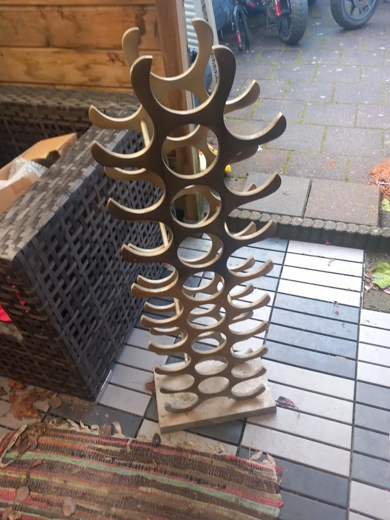 Aluminium wijnrek voor 27 wijnflessen, Ophalen of Verzenden, Metaal, 75 cm of meer