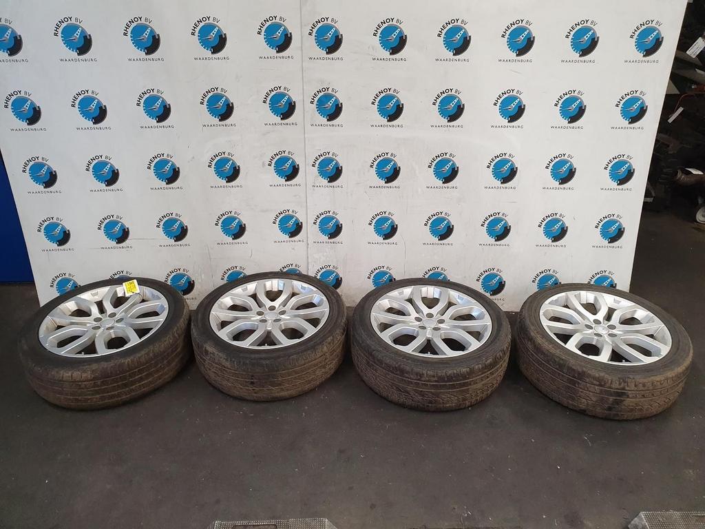 Range Rover Evoque 20 inch wielset  2018, Gebruikt, -, -, Banden en Velgen