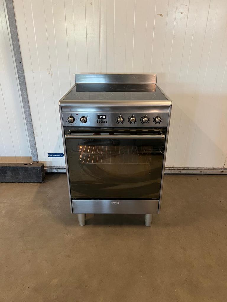 Smeg keramisch RVS 60 cm, Keramisch, 85 tot 90 cm, 4 kookzones, Ophalen of Verzenden