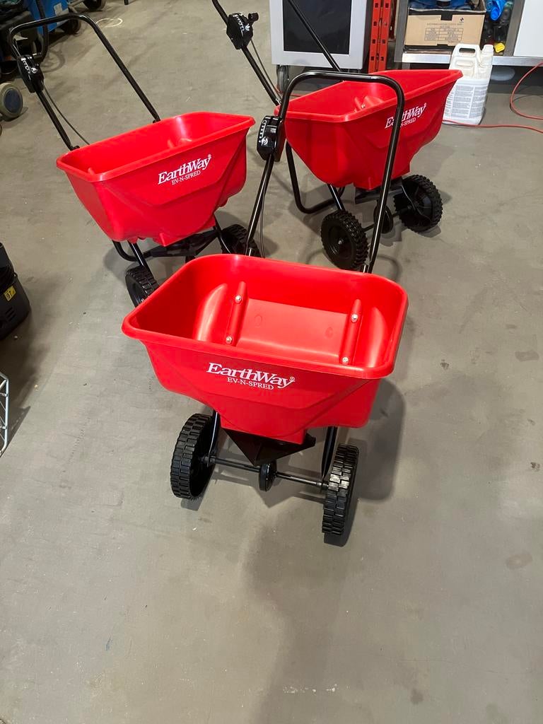 Nieuwe EarthWay EV-N-SPRED Zoutstrooier, Ophalen of Verzenden, Nieuw, Overige soorten