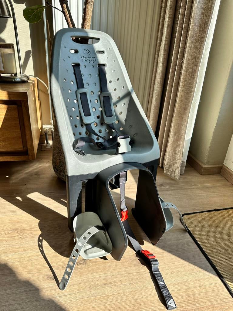 Yepp Achterzitje met adapter!, 15 t/m 25 kg, Achterzitje, Yepp, Ophalen of Verzenden