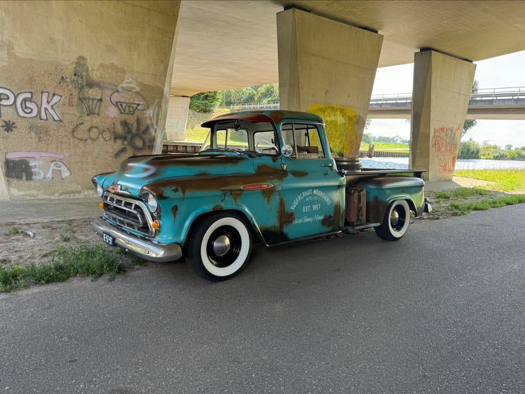 Foto 14 van Chevrolet Apache trouwauto huren . Pick up Oltimer te huur