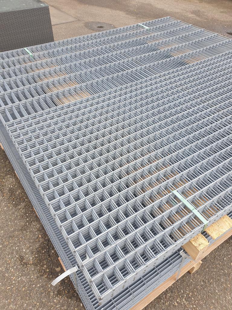 Goedkoop en sterk Hekwerk Hekken voor bedrijfspand of Tuin, Tuin en Terras, Ophalen, Nieuw, 200 cm of meer, 150 tot 200 cm