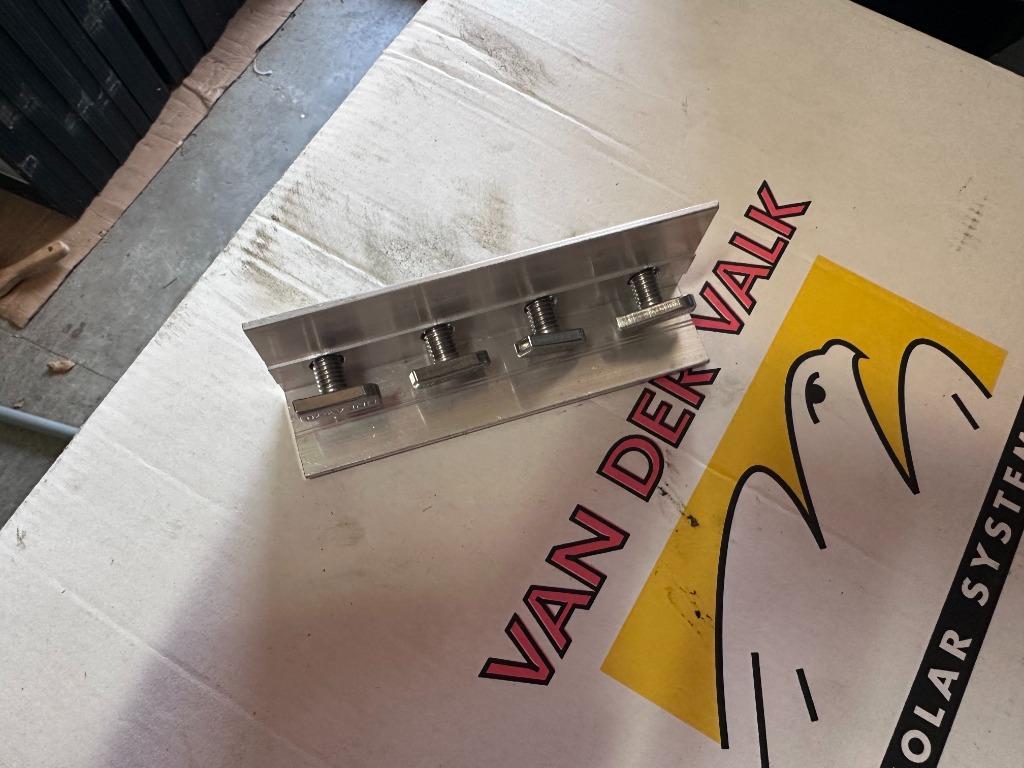 van der valk montage materiaal, Doe-het-zelf en Verbouw, Zonnepanelen en Toebehoren, Ophalen, Nieuw, 100 tot 200 wattpiek, Info@valk.nl