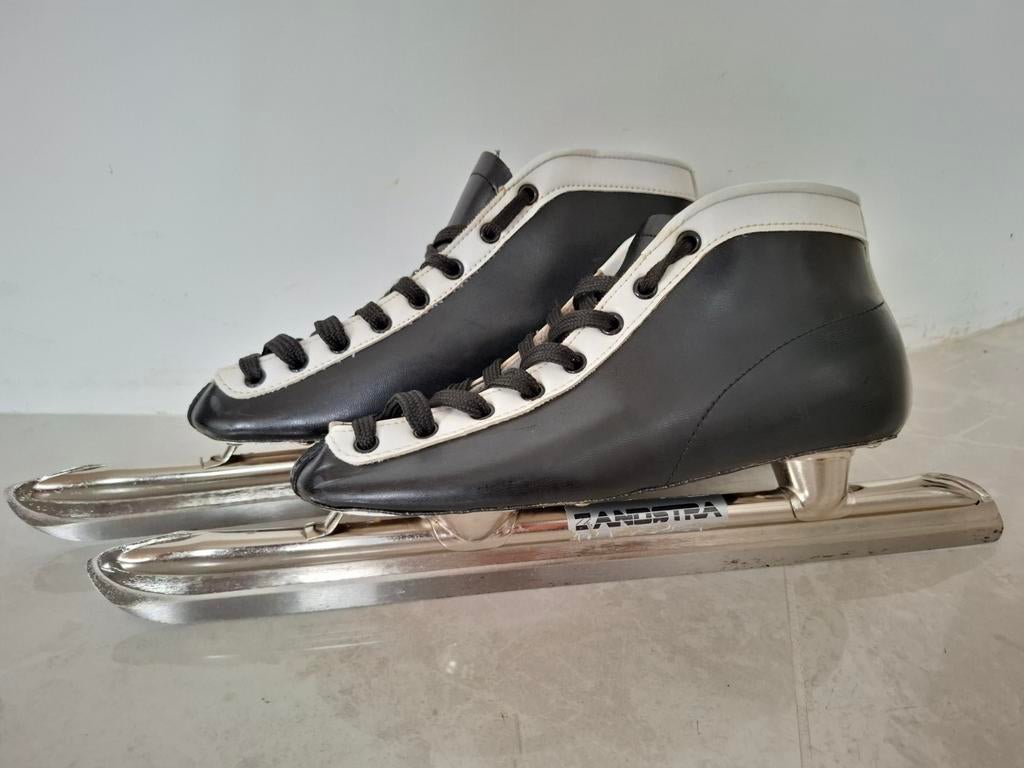 Mooi paar schaatsen Zandstra lage noren maat 39, nette staat, Ophalen, Noren, Zandstra